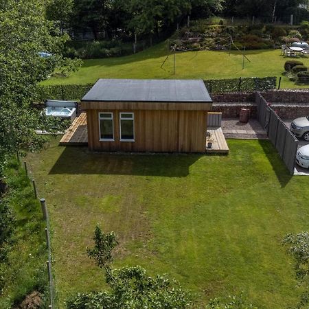 Allt Mor Rentals - Chalet With Hot Tub, And Studio Apartment No Hot Tub Roybridge Εξωτερικό φωτογραφία